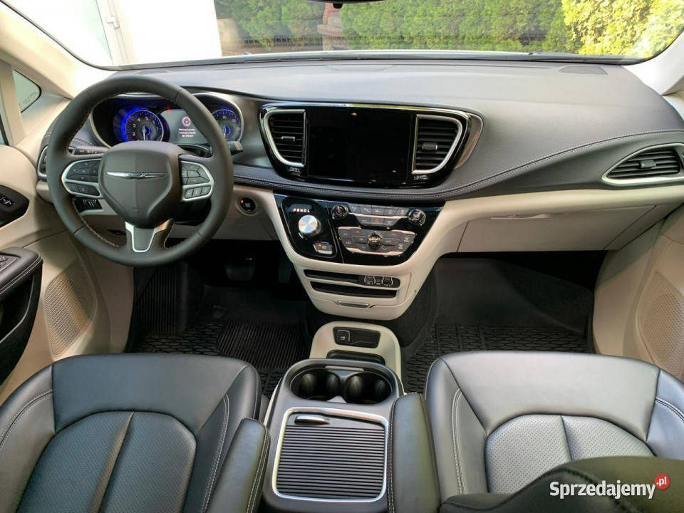 Chrysler Pacifica 36 V6 291 Road Tripper 7 osób tempomat Baranowo
