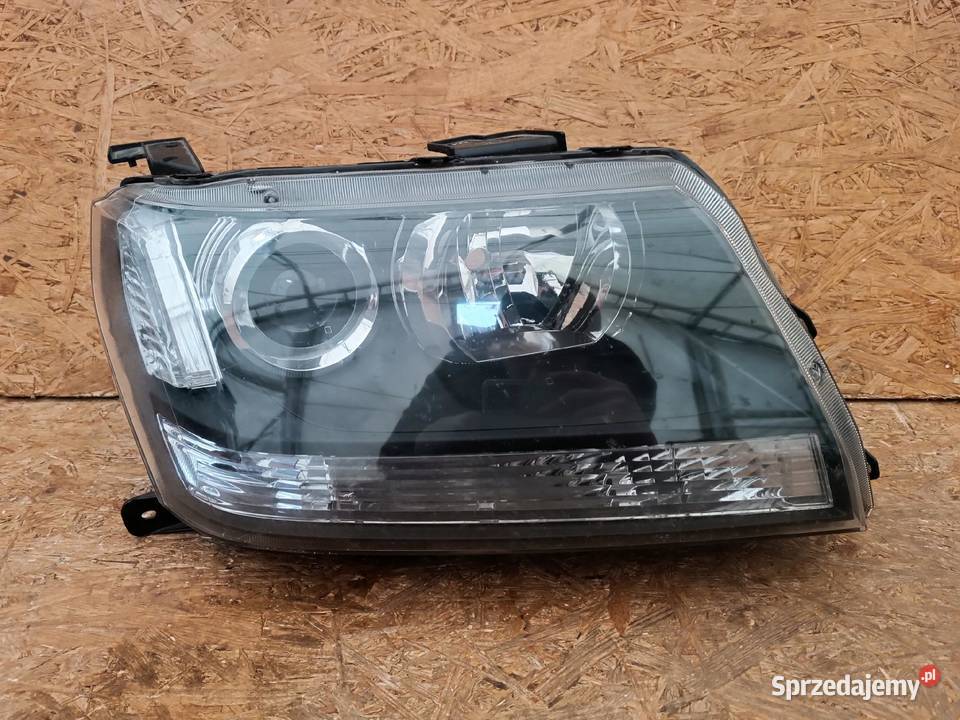 LAMPA PRAWY PRZÓD XENON SUZUKI VITARA II 0814 Nowy Tomyśl