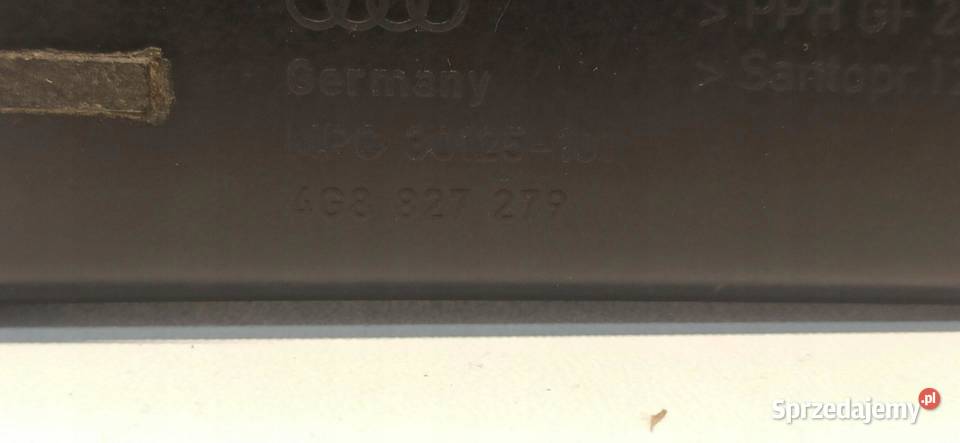 AUDI A7 4G OSŁONA ZAWIASU KLAPY LEWA 4G8827279 osobowe