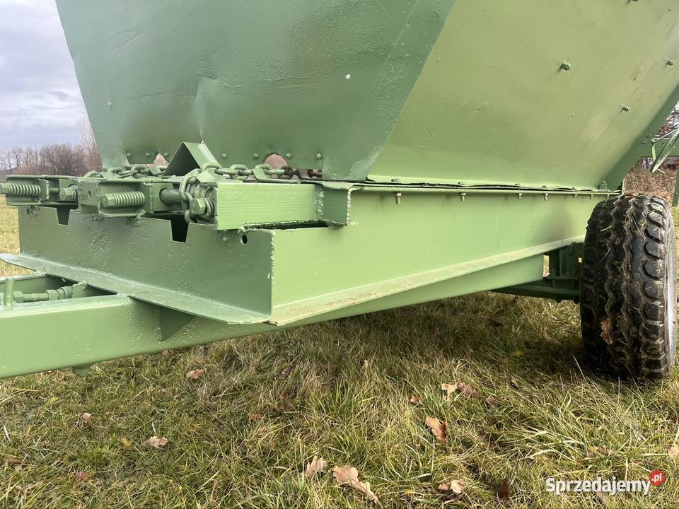 Sprzedam rozsiewacz RCW 3