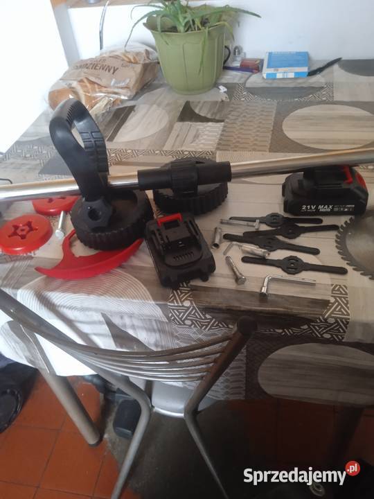 Kosiarka żyłkowa akumulatorowa 1500 w mocy