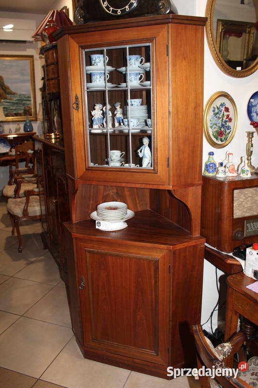 Witryna narożna w stylu angielskim 65 FiaF Szczecin