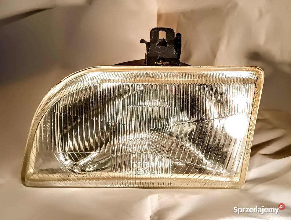 Reflektor Lampa Lewy Przód Ford Fiesta MK3 8995 osobowe Lampy przednie Lampy przednie Gowino