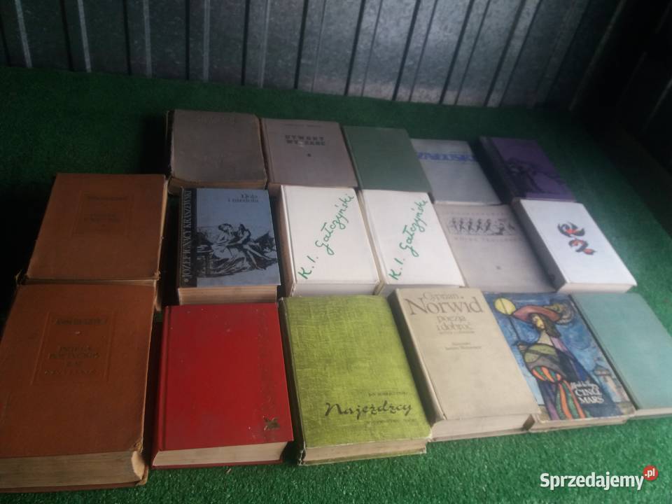 książki 17 sztuk w twardej oprawie Wielowieś