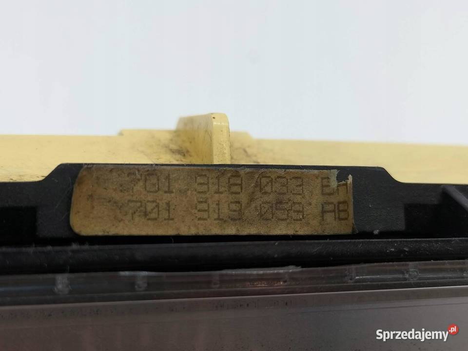 LICZNIK 701919059AB 701918033BA 19 D VW