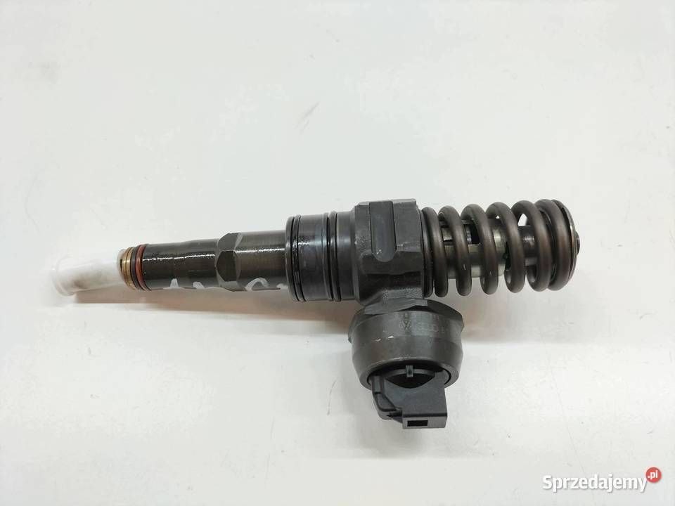 POMPOWTRYSKIWACZ 038130073AG 0414720215 19 TDI sprzedam