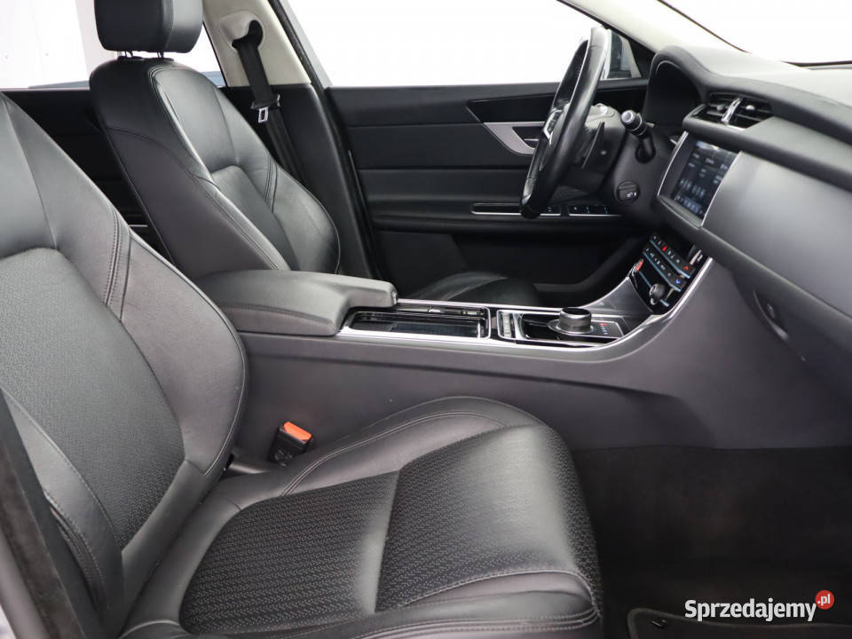 Jaguar XF 25d AWD elektryczne lusterka