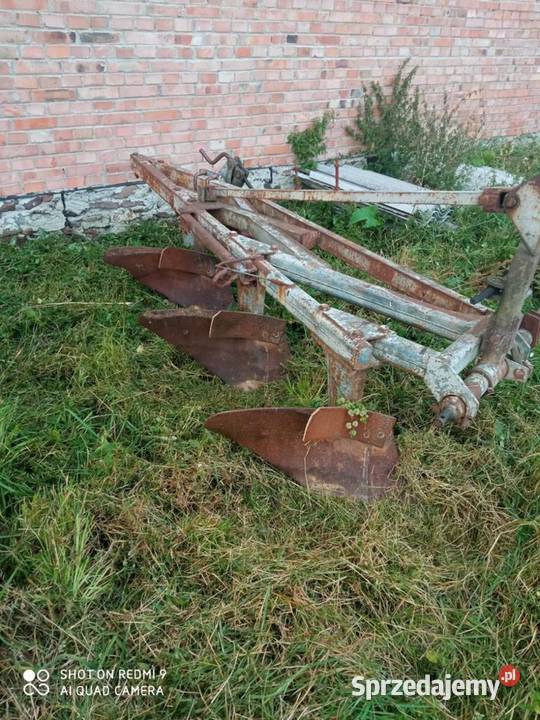 Pług zagonowy 4 skibowy nieuszkodzony