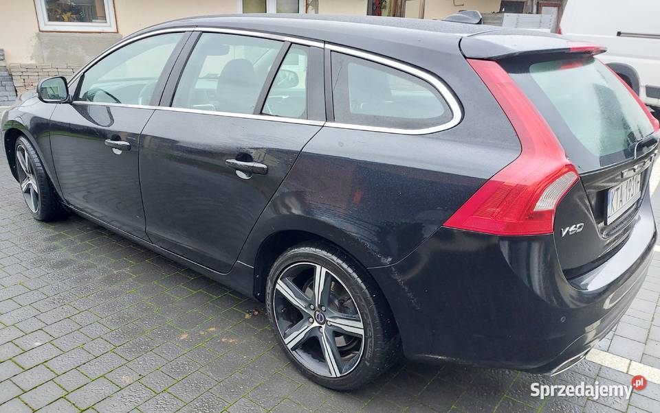 Volvo V60 D4