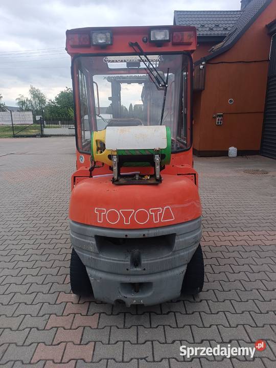 TOYOTA 6FGF25 Wózki widłowe Oleśnica