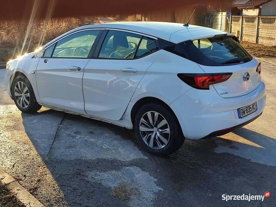 Astra K 2021 benzyna 42000 świętokrzyskie Kielce