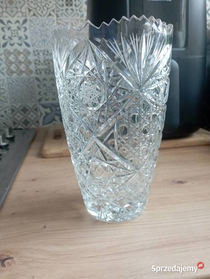 Piękny kryształowy wazon sprzedam