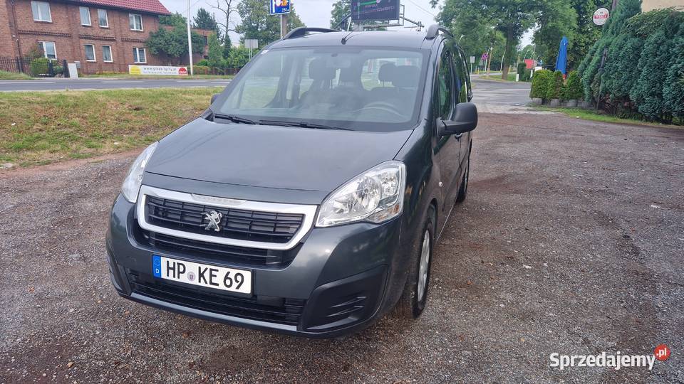 Peugeot Partner Rok produkcji 2017 Tychy