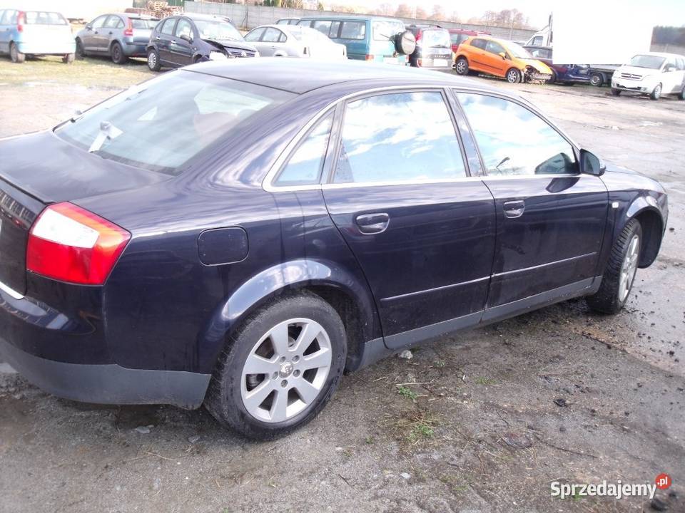 Audi A4 20 benzyna 131 ALT 2001 r na części Namysłów