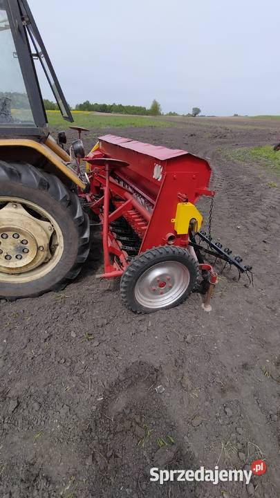 Siewnik poznaniak 3m nieuszkodzony Chełm