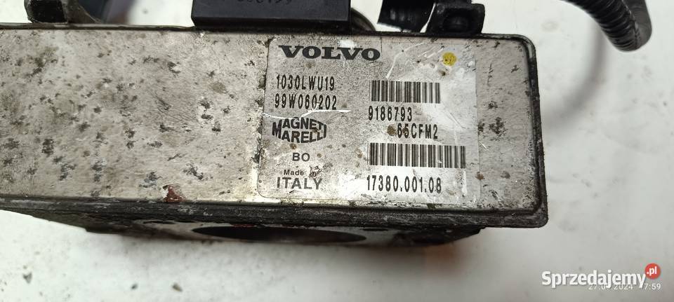 Przepustnica Volvo S80 24 170 99r Rok produkcji 1999 łódzkie sprzedam