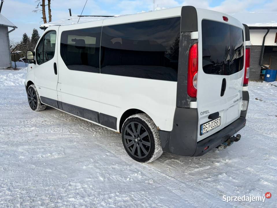 Opel Vivaro 20 dCi 9 osobowy 2009r Vivaro Stalowa Wola sprzedam