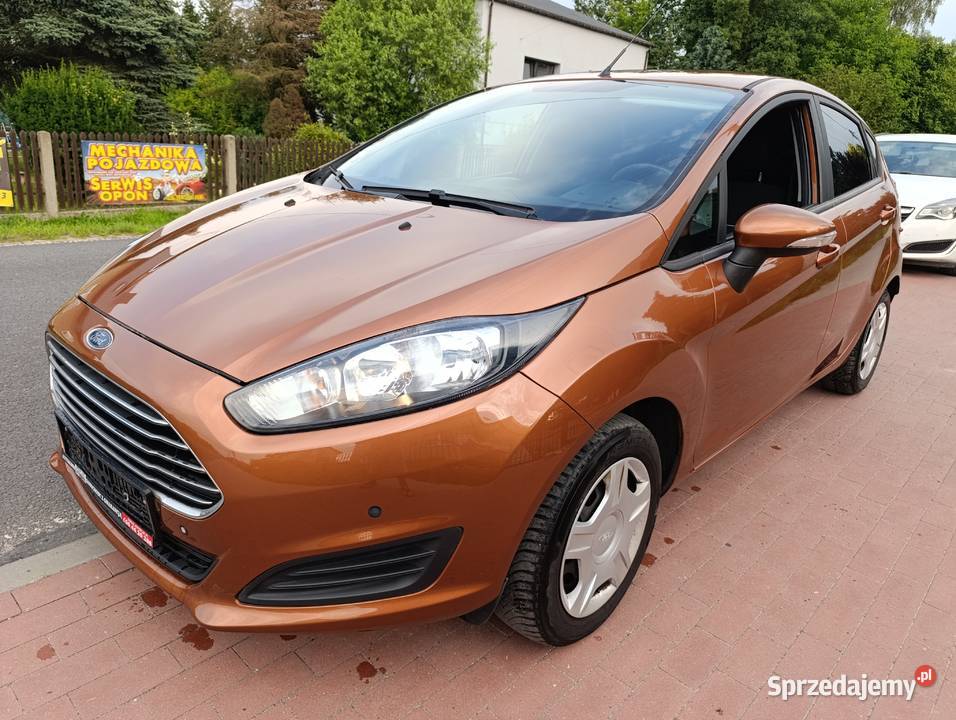 Ford Fiesta 12 benzyna 2014r 5 drzwi Rok produkcji 2014