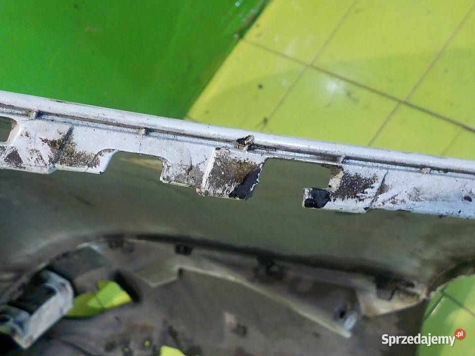 RENAULT MEGANE III 10r CABRIO 2D zderzak tyl Suków