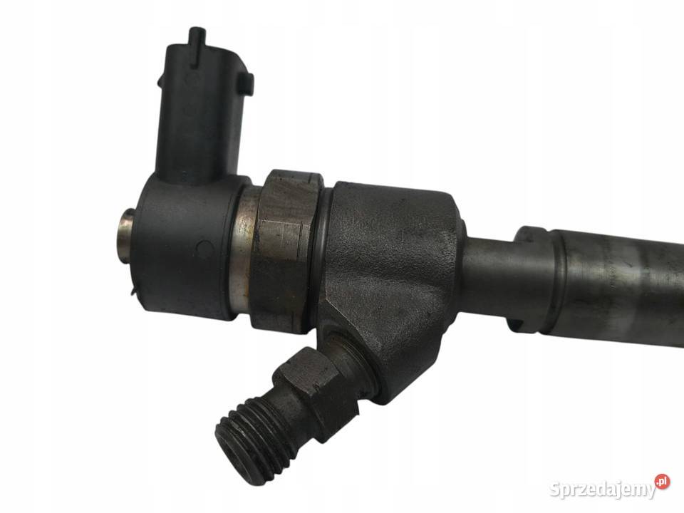 WTRYSKIWACZ Volvo S40 II V50 C30 V70 24 D5 osobowe Wtryskiwacze