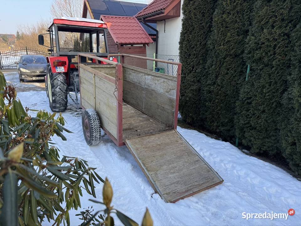 Przyczepa do przewozu zwierząt nieuszkodzony małopolskie Kłaj
