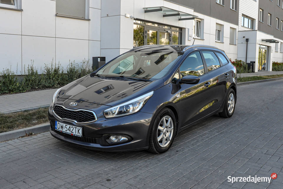 Kia Ceed Salon