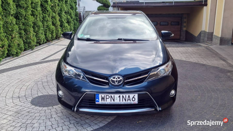 Toyota Auris 14 99 6 Biegów Navi Kamera centralny zamek Motoryzacja