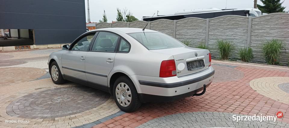Volkswagen Passat 18 Turbo Wołów