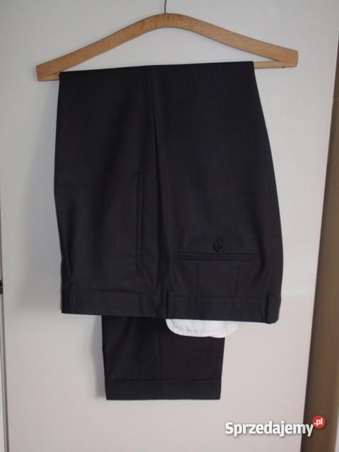 garnitur HUGO BOSS sprzedam