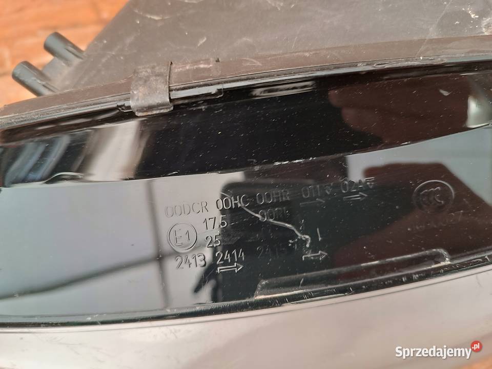 LAMPA LEWY PRZÓD EU 8K0941003 AUDI A4 B8