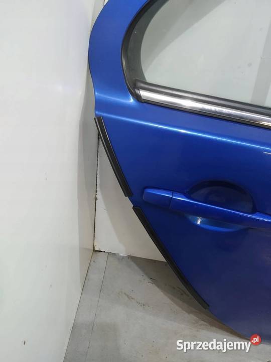 DRZWI PRAWE TYŁ D06 HB Mitsubishi Lancer VIII sprzedam