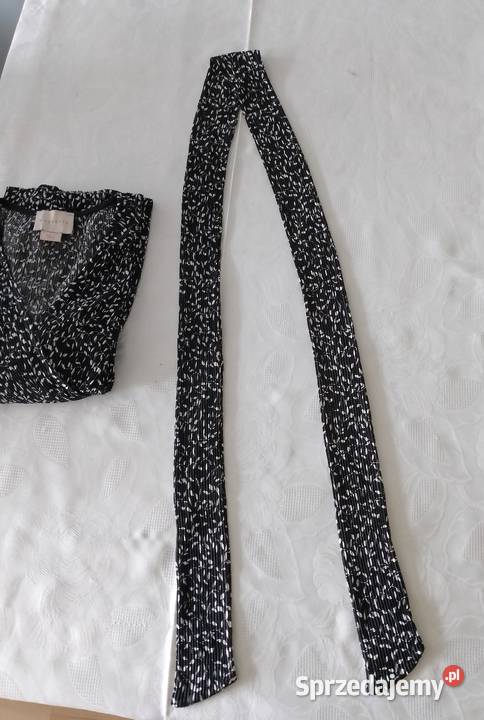 Sukienka PLISOWANA kopertowa z paskiem czarna w Poznań sprzedam