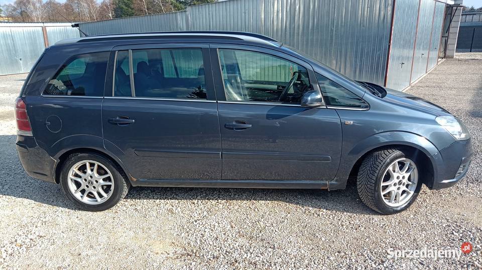 OPEL ZAFIRA B 19 DCI 150 COSMO nieuszkodzony Ostrowiec Świętokrzyski