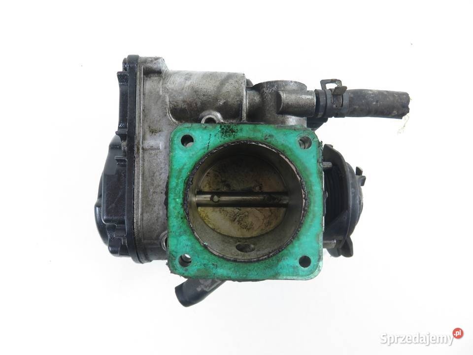 PRZEPUSTNICA AUDI A3 8L1 18 AGN 06A133064J osobowe Przepustnice