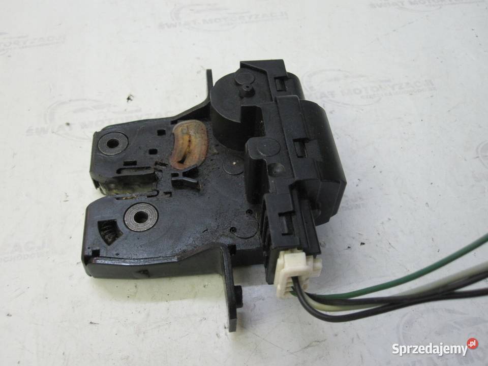 QASHQAI I J10 LIFT 11r zamek klapy tył sprzedam