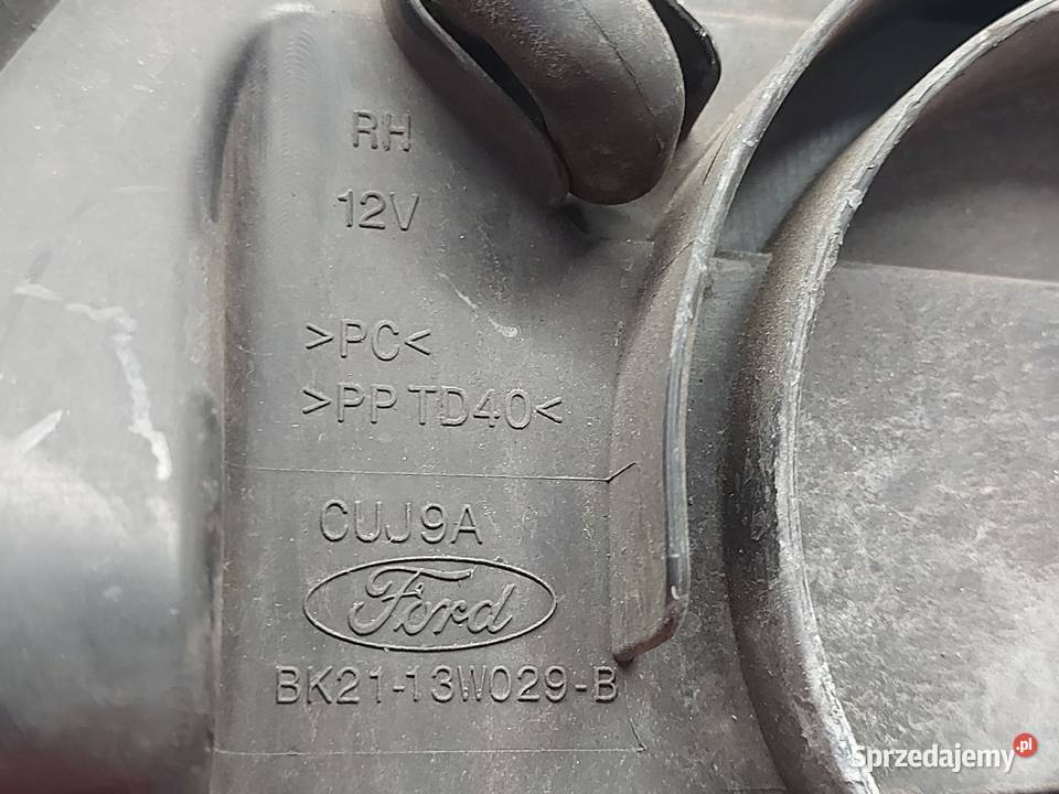 FORD TRANSIT CUSTOM I 13r lampa prawa przód świętokrzyskie