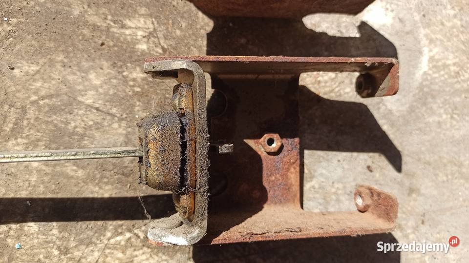 Ogranicznik drzwi tył Mercedes MB100 Blokada Karoseria Dębica