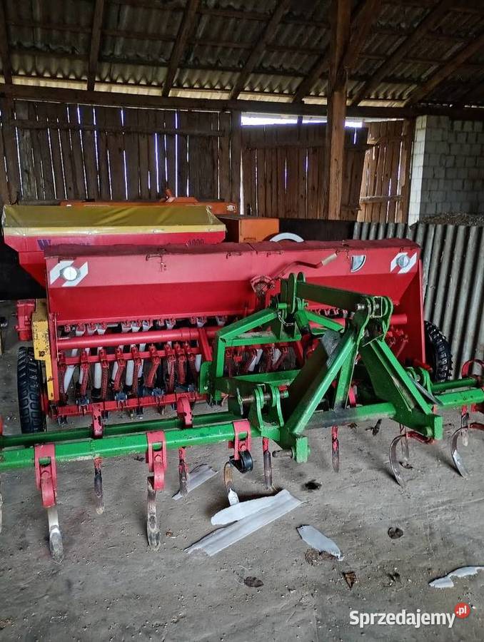 Sprzedam maszyny rolnicze siewnik rozsiewacz nieuszkodzony Siewniki i sadzarki mazowieckie Sienno