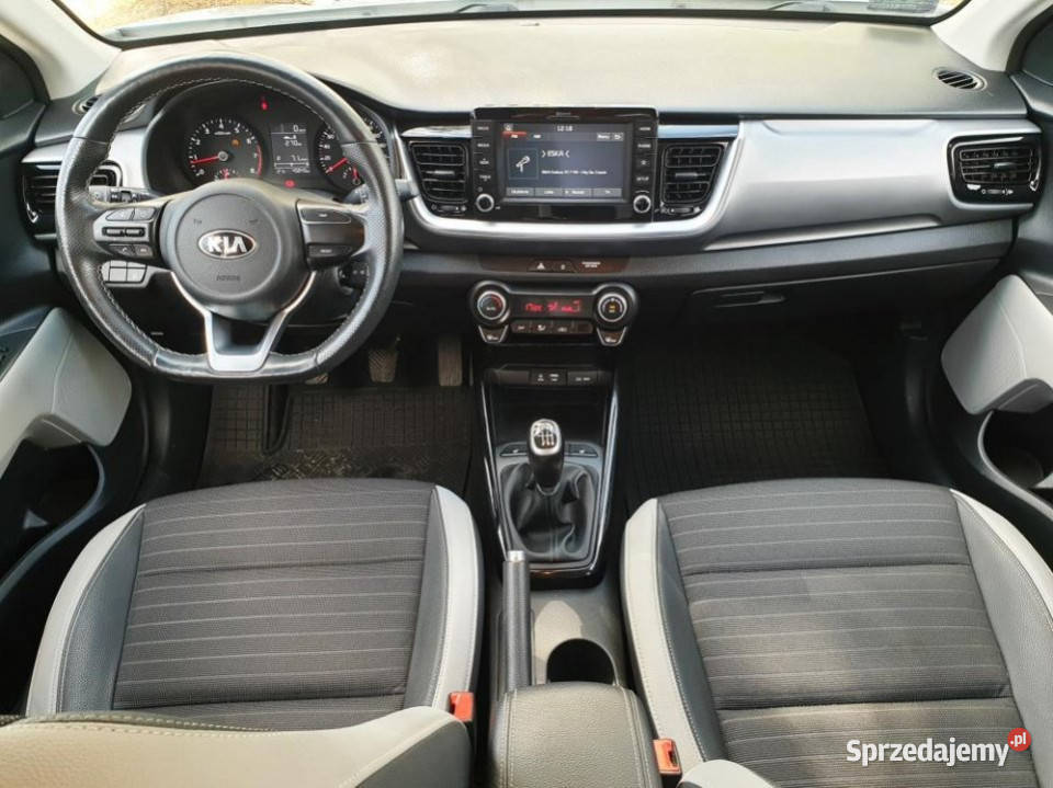 KIA Stonic 2017r Salon ASO Niski Przebieg małopolskie