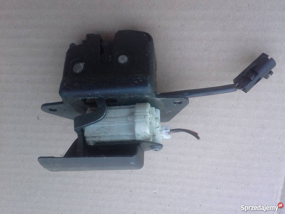 Fiat Stilo zamek klapy tył 3D Karoseria Dębno