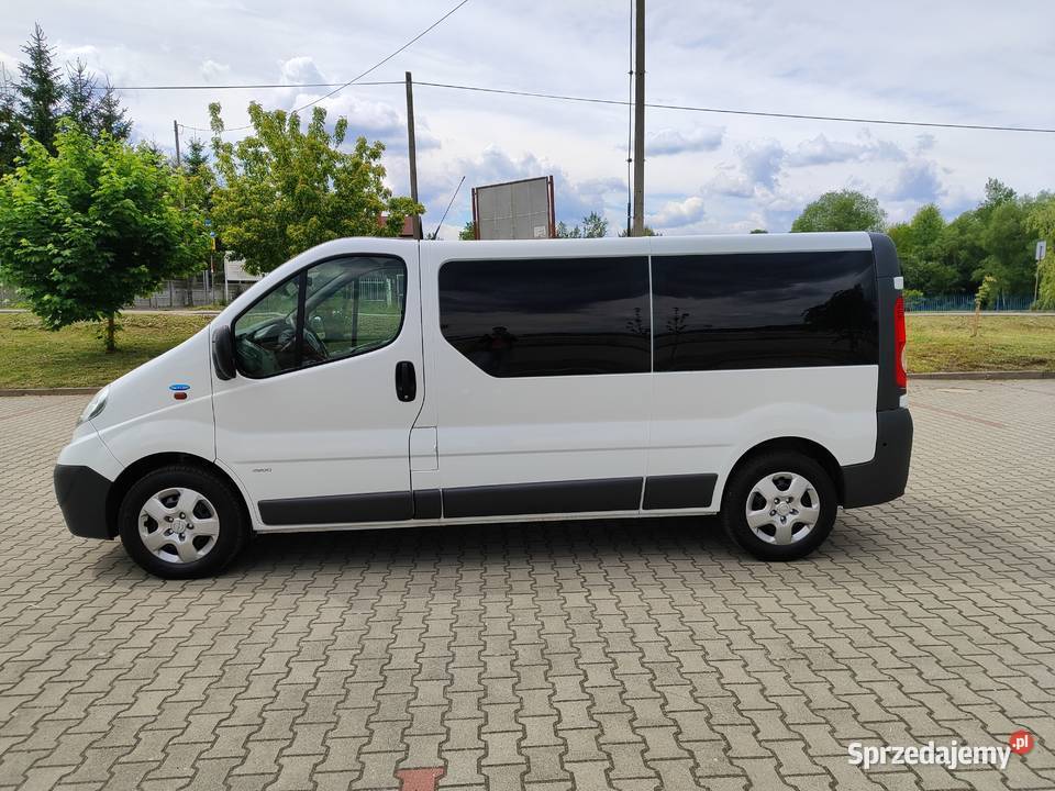 Opel Vivaro Long 9 osób z Niemiec Nawiewy 2000cm3 Wójtostwo