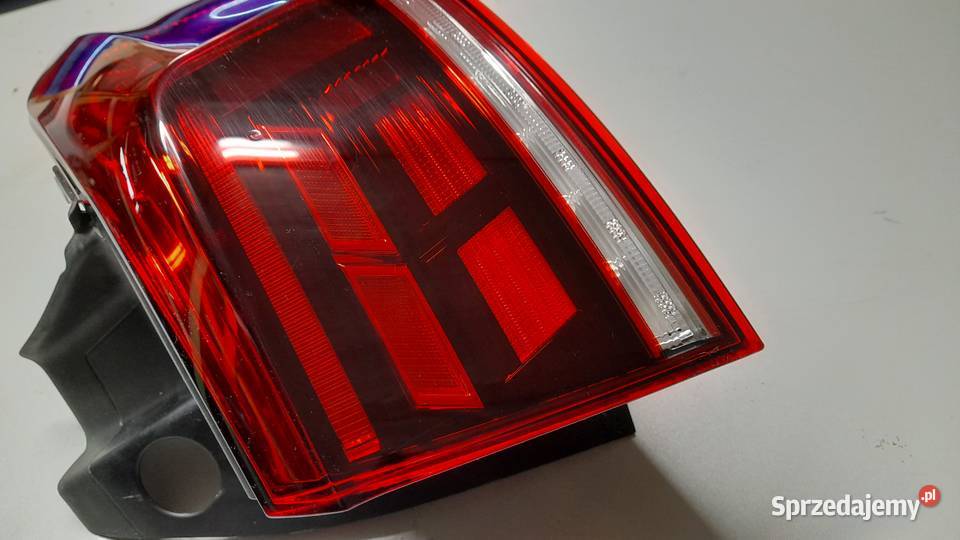 VW Passat B8 Lift Kombi Lampa Tylna Prawa Led osobowe Goleniów