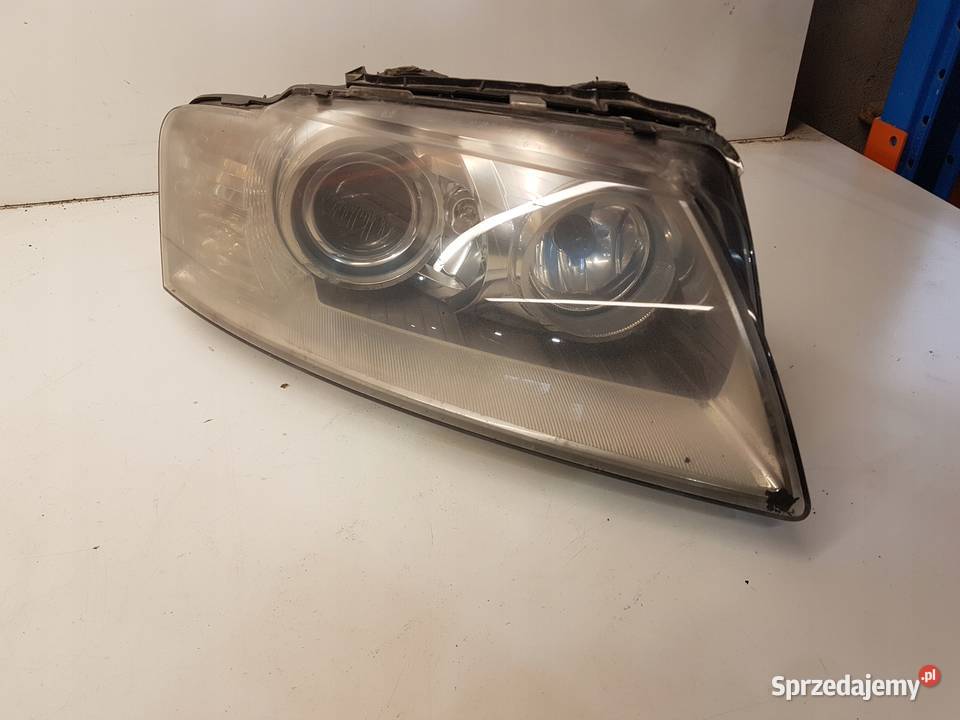 REFLEKTOR PRAWY PRZÓD AUDI A8 D3 LIFT Przystajń