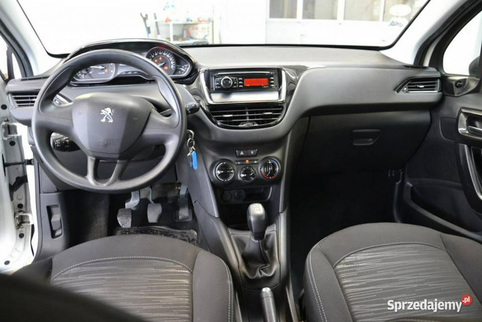 Peugeot 208 16 HDi 100 KLIMATYZACJA radio Kęty