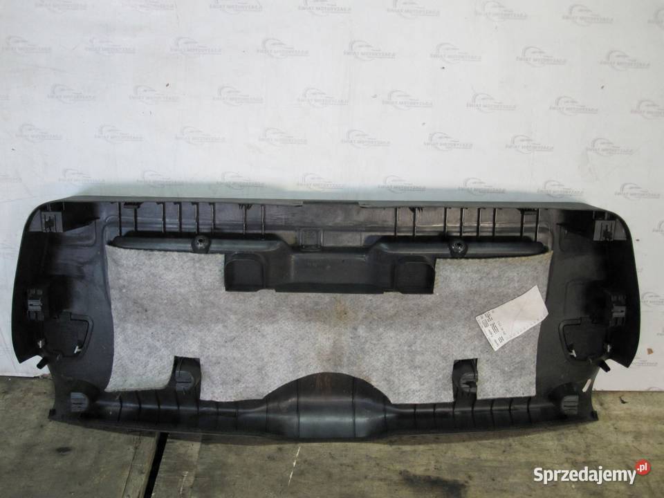 A3 8PA LIFT 09r tapicerka tylnej klapy 8P867979E sprzedam