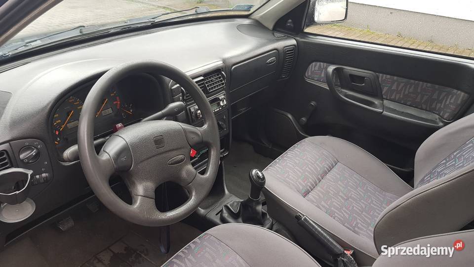 Seat Cordoba stan ważne oc i przegląd techniczny Szczecin sprzedam