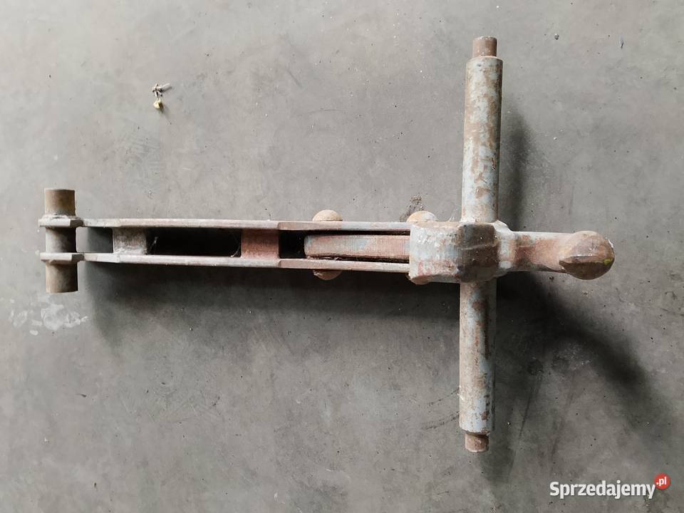 Zaczep dolny hitch do Ursus C360 oryginał nie