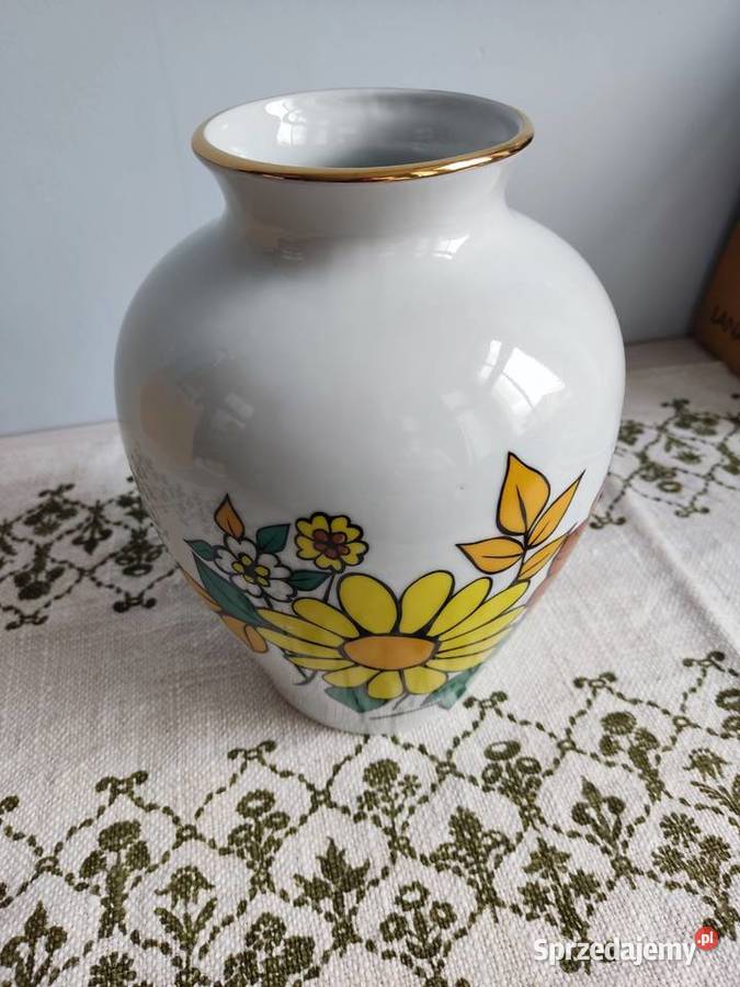 Wazon porcelanowy w kwiaty z Chodzieży opolskie