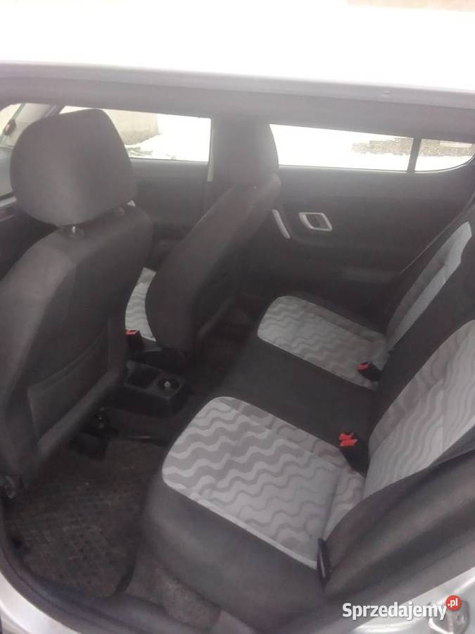 Sprzedam samochód Skoda Fabia II 2009r benzyna