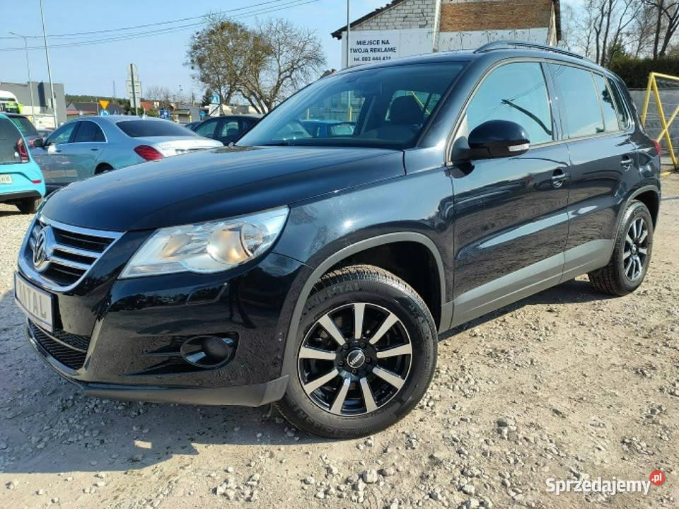 Volkswagen Tiguan 71000 Bogata wersja 160 I czarny